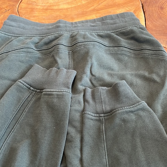 Lululemon warm down joggers - Picture 5 of 5